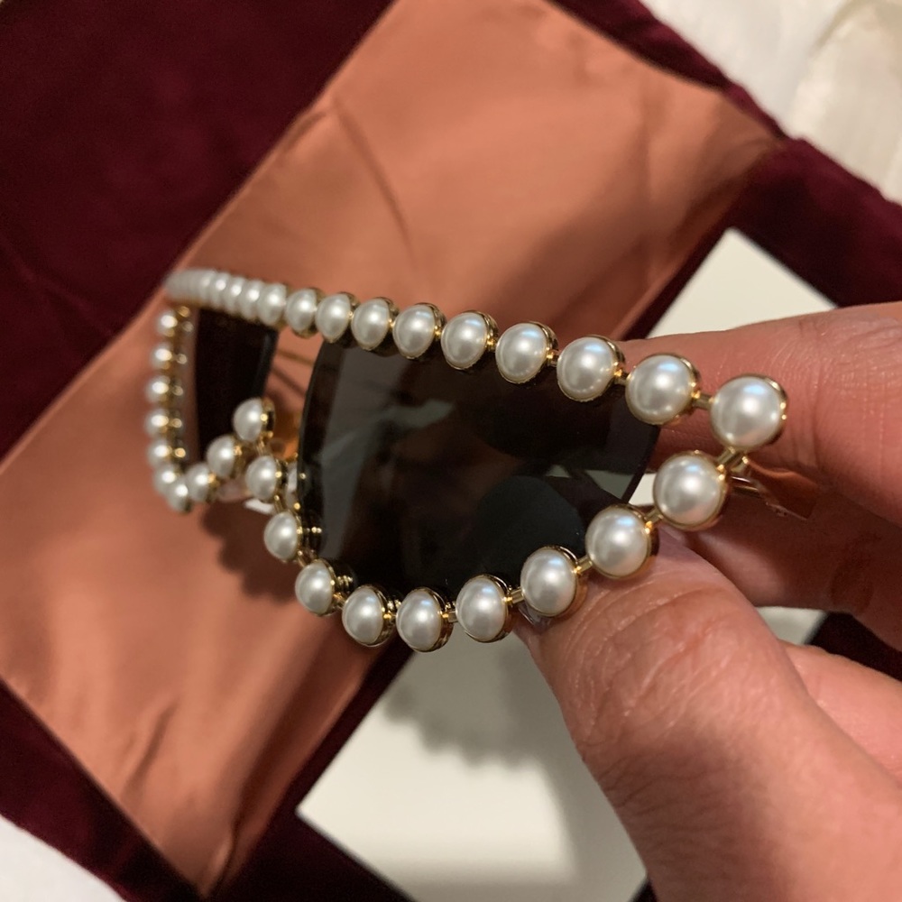 🔥SALE🔥RARE Authentic GUCCI 53 cat "HOLLYWOOD COLLECTION " metal/pearls sunglasse - Picture 10 of 13